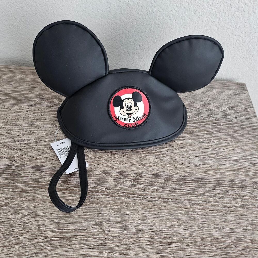 Disney Women's Black Wallet-purses